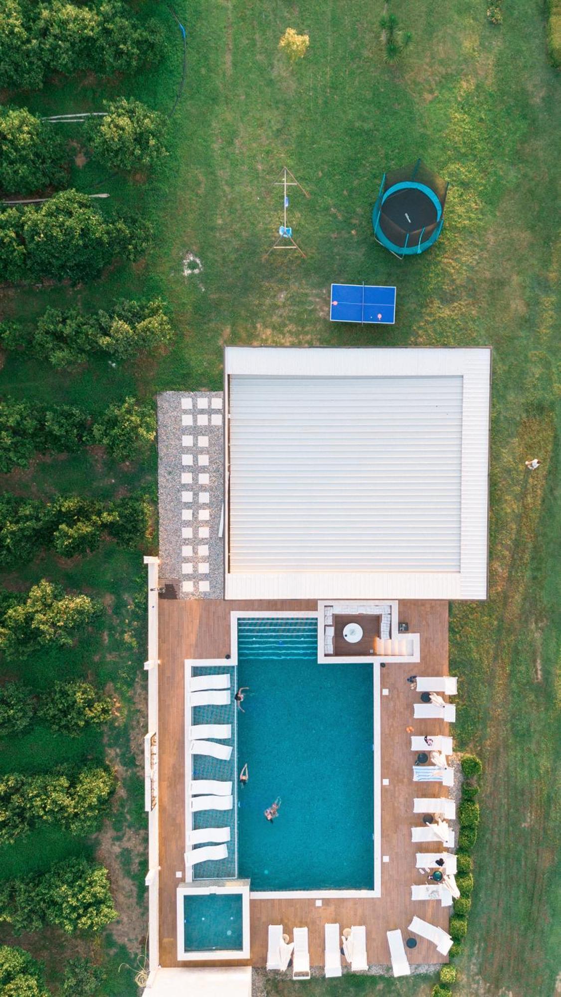 Lux Sereno Village Ούλτσιν Εξωτερικό φωτογραφία